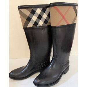 Burberry Woman's Black Nova Check Rain Boots Size 37 Made In Italy